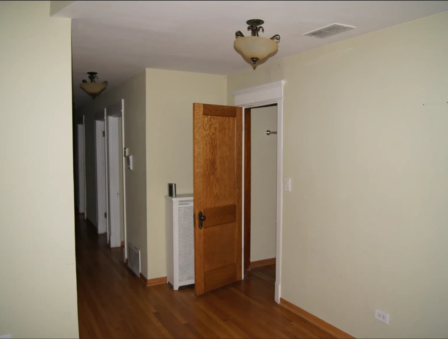 Building Photo - 96 Pine Ave