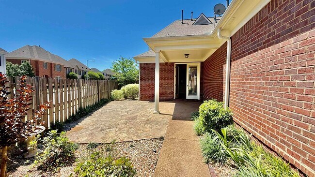 Building Photo - 9008 Arden Meadows Dr