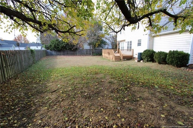 Building Photo - 101 Lake Meadow Dr