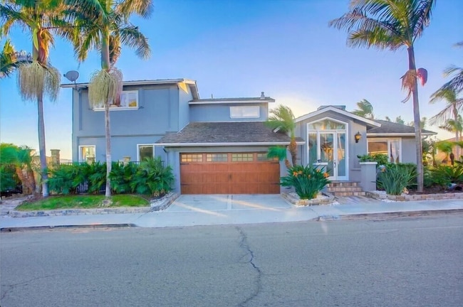 Building Photo - Luxury Bird Rock Retreat | 3BR Oasis w/ Pool, Ocean Views & Walk to Dining! Furnished - Month/Mon...