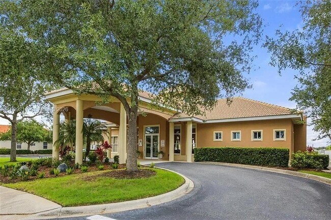 Building Photo - 6945-6974 74th St Cir E