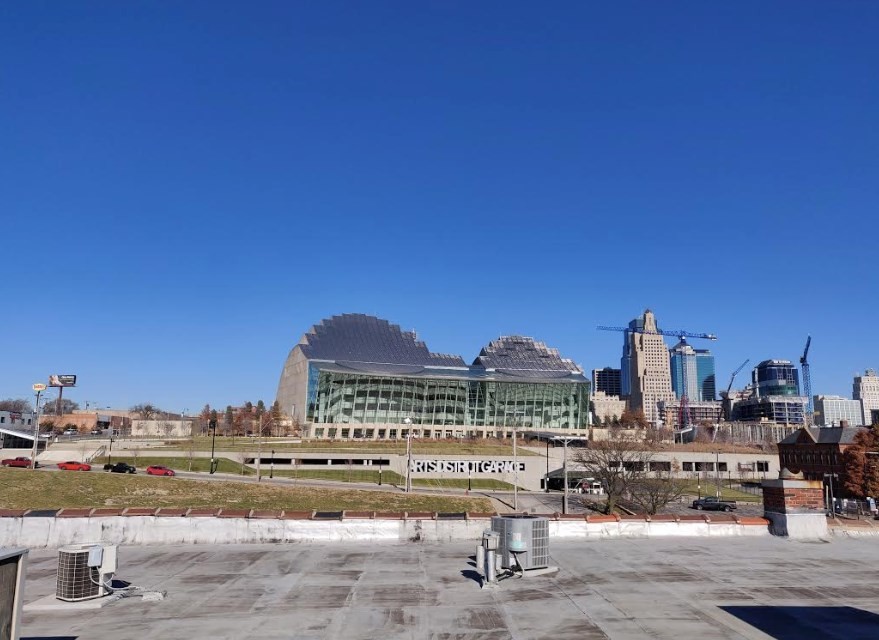 Building Photo - 1800 Central St