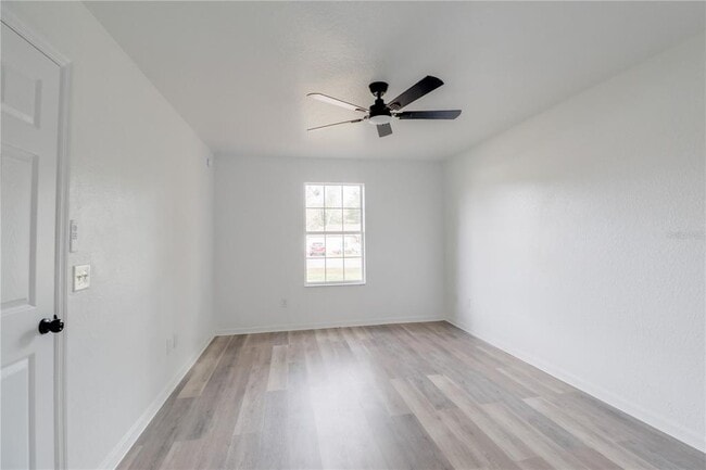 Building Photo - 20 Water Trak