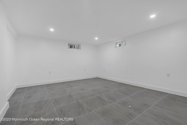 Building Photo - 6 Virginia Terrace
