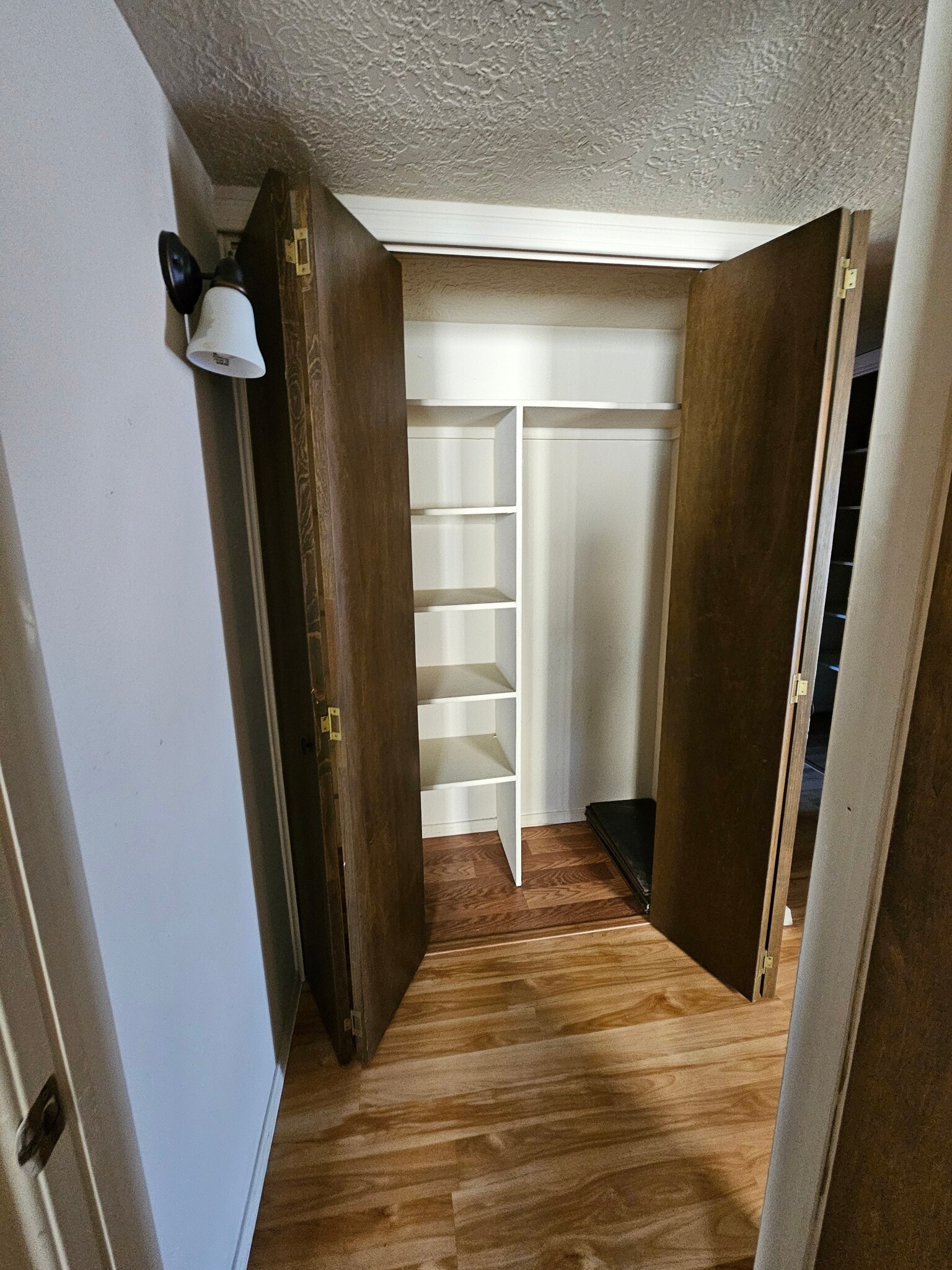 Hallway closet - 1556 Common Dr
