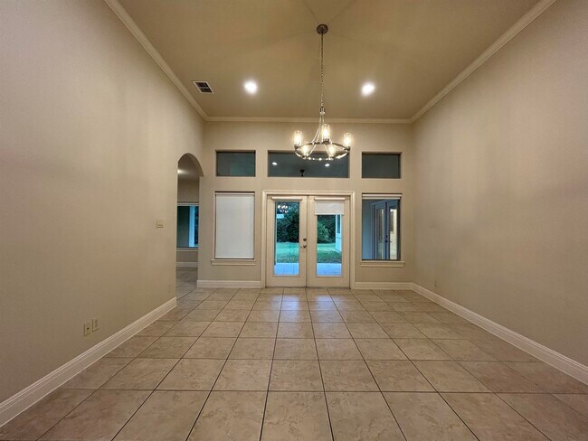 Building Photo - 3335 Hagen Lp