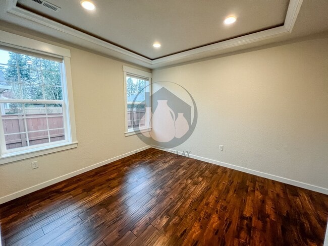 Building Photo - All-Inclusive Stayton Living! Rent Includes All Utilities, Internet, and a Private Garage!