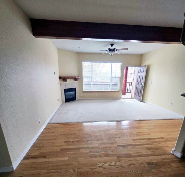 Living Room - 5220 Boardwalk Dr