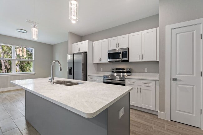 Building Photo - Deposit-Free! Modern, energy efficient hom...