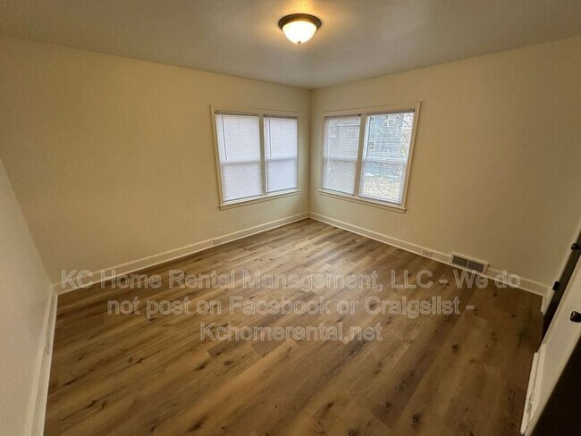 Building Photo - 4748 Eastern Ave