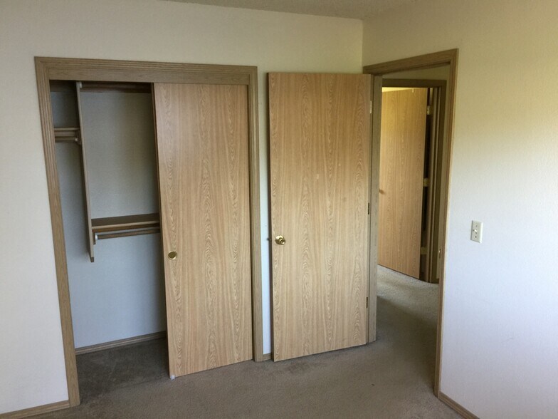 Plenty of Closet Space - 2118 19th St