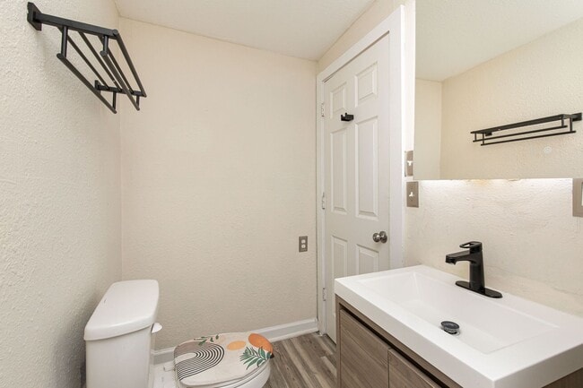 Building Photo - 1209 S Randolph St