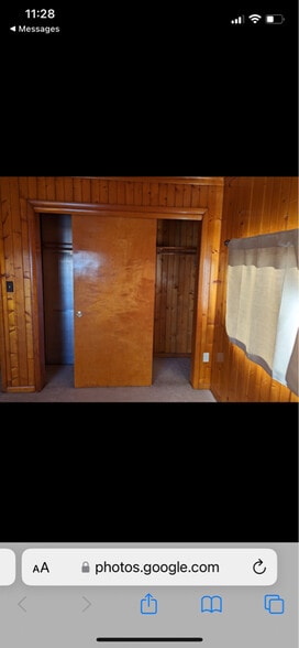 Building Photo - 126 E Park St