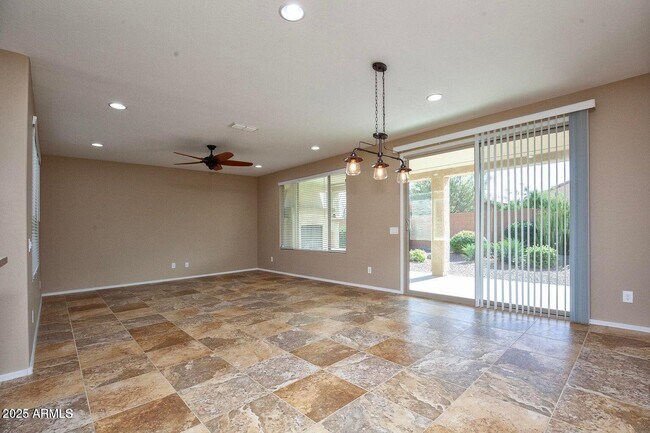 Building Photo - 21883 N 263rd Dr