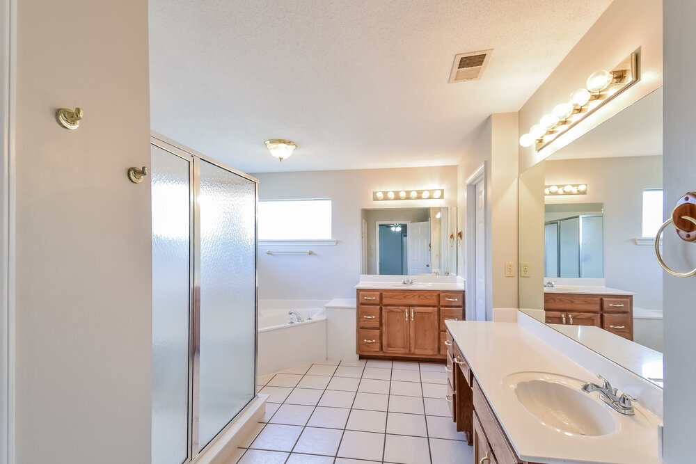 Building Photo - 13096 Claybourne Cove