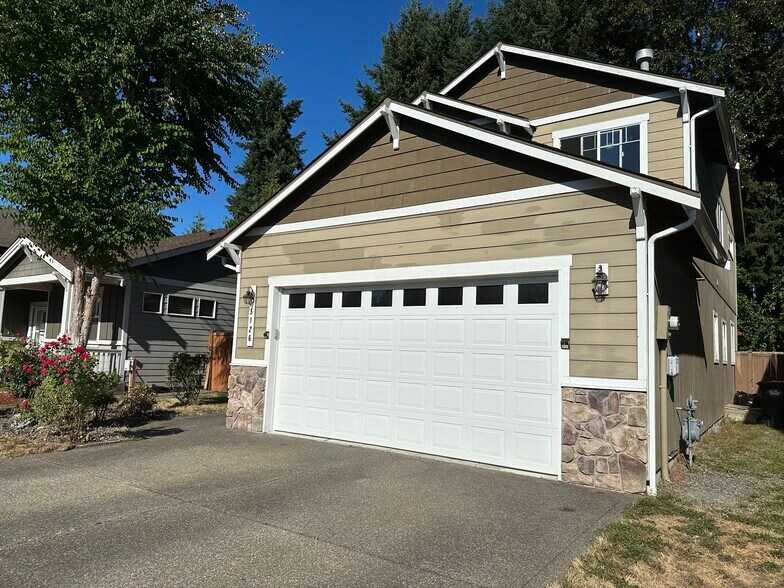 Primary Photo - 5126 Slate Ct SE