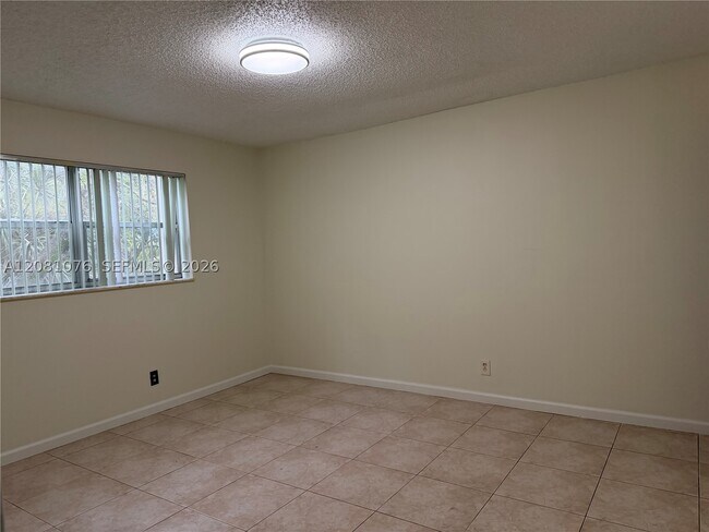 Building Photo - 8000 Fairview Dr