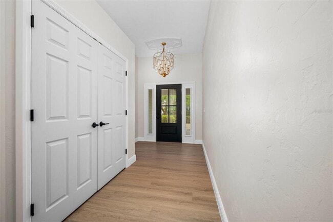 Building Photo - 9821 SW 34th Rd