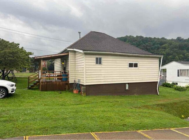 Building Photo - 8193 Cost Ave