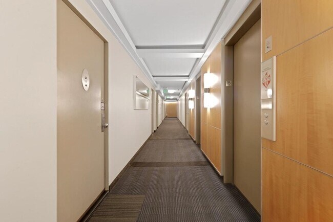 Building Photo - 6050 JFK Blvd E