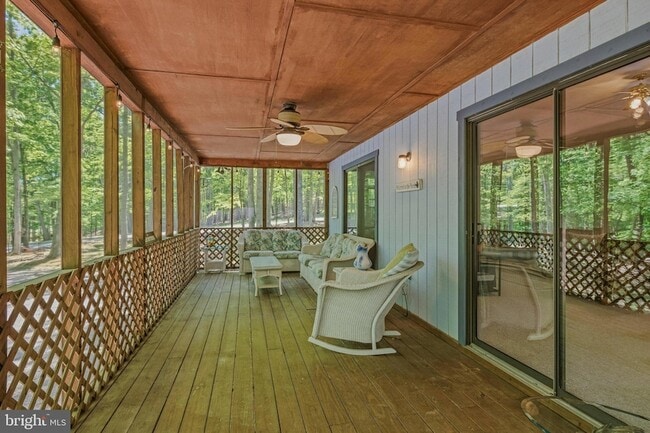 Building Photo - 67 Tranquil Way