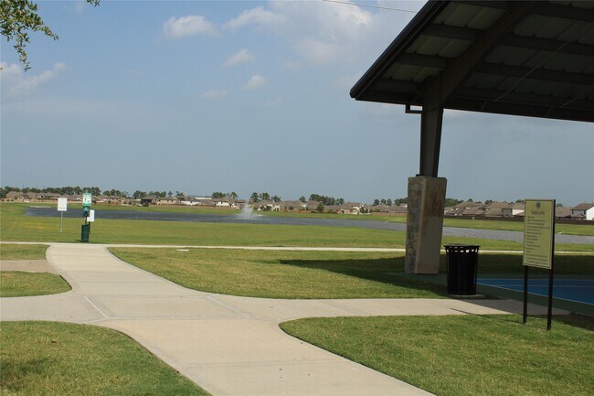 Building Photo - 15806 Perthshire Creek Dr