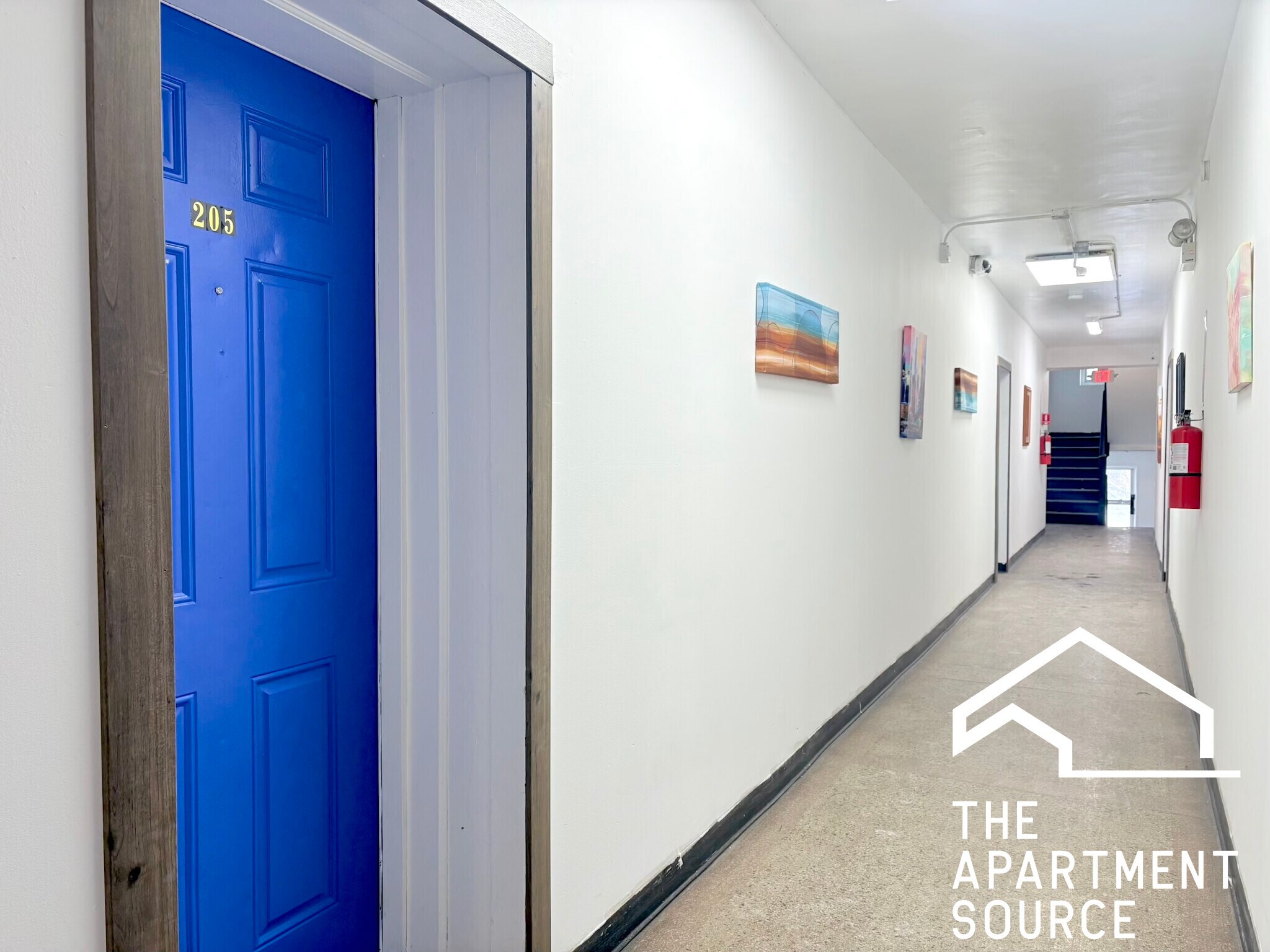 Building Photo - 6226 S Western Ave