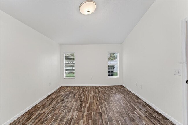 Building Photo - 431 Westchester Hills Ln