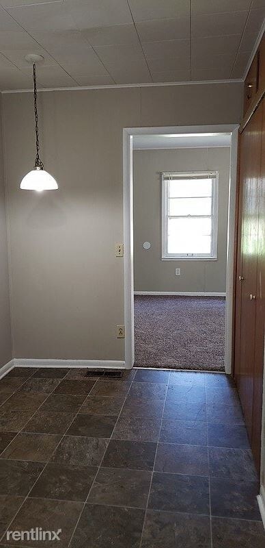 Building Photo - 2 br, 1 bath House - 1116 South Leslie Avenue