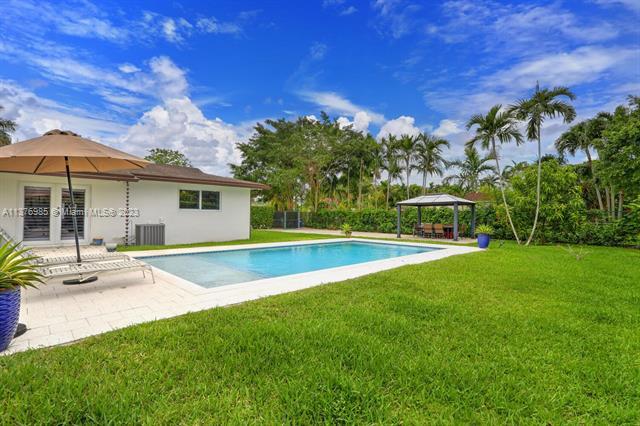 Building Photo - 8800 SW 81st Ave