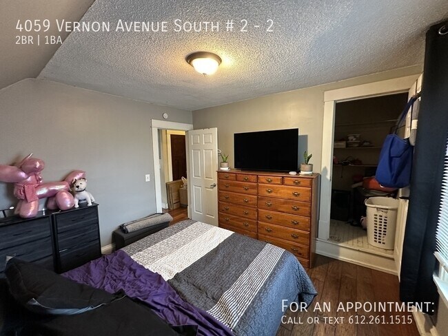 Building Photo - 4059 Vernon Ave S