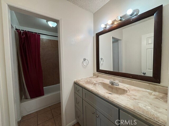 Building Photo - 7925 Midhurst Dr