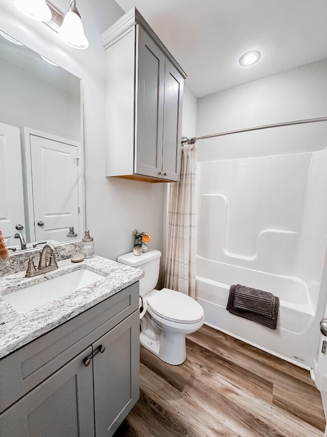 Building Photo - 6454 Self Creek Rd