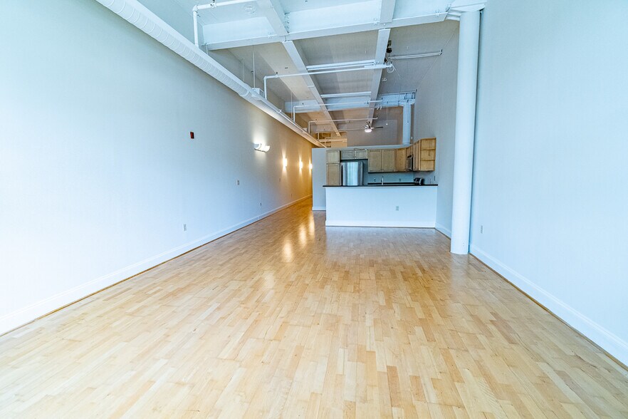 Building Photo - 306 N 26th St