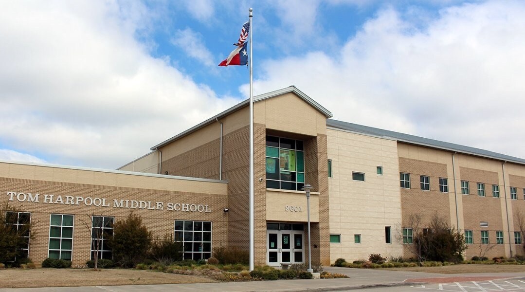 Building Photo - 9004 Cypress Creek Rd