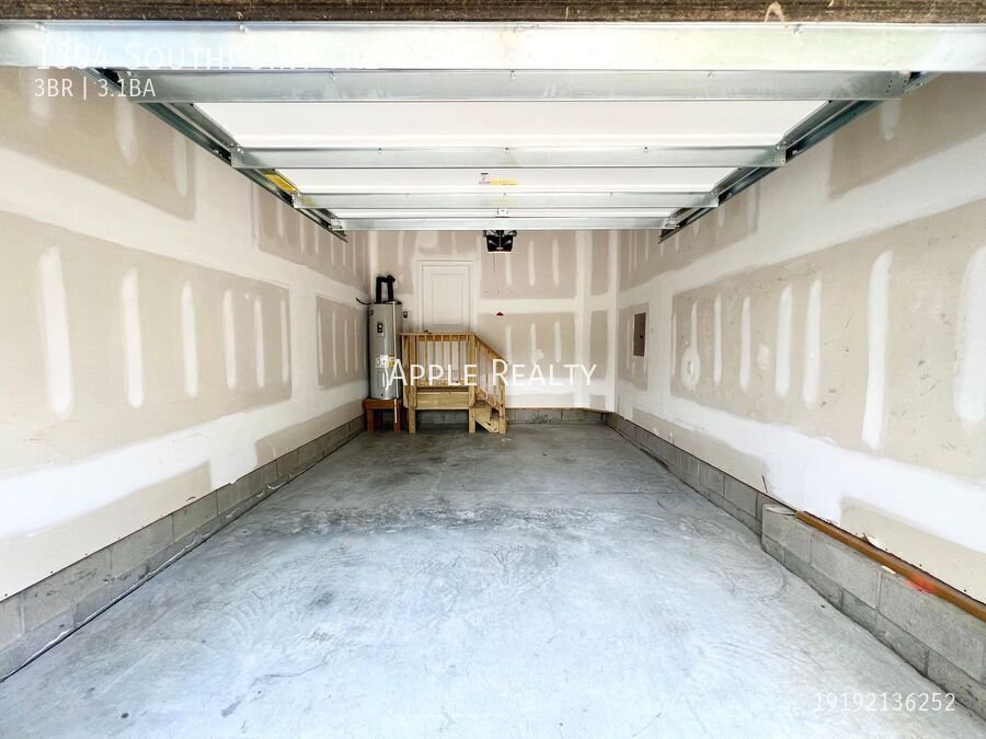 Building Photo - 1304 Southpoint Trl