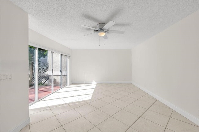 Building Photo - 11163 Chandler Dr