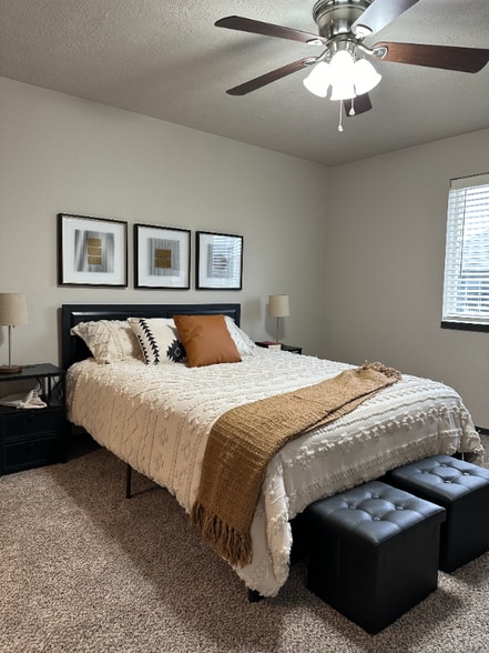 Building Photo - 303 Tigerway Pl