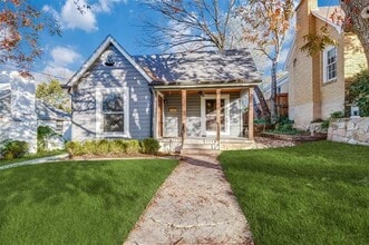 Building Photo - 2827 Catherine St