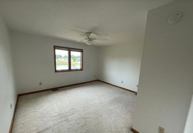 Building Photo - 16134 Silver Shadow Ln