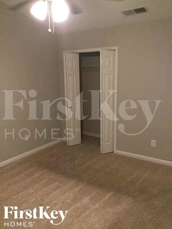 Building Photo - 1138 Summerstone Trace