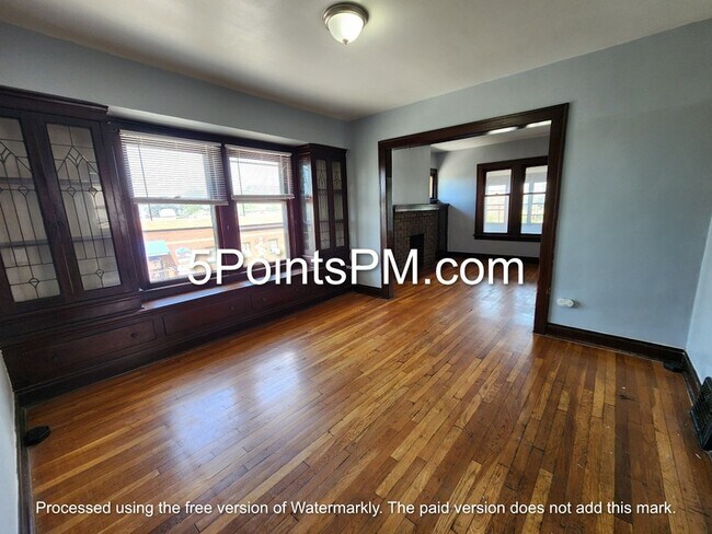 Building Photo - 2774 E 117th St