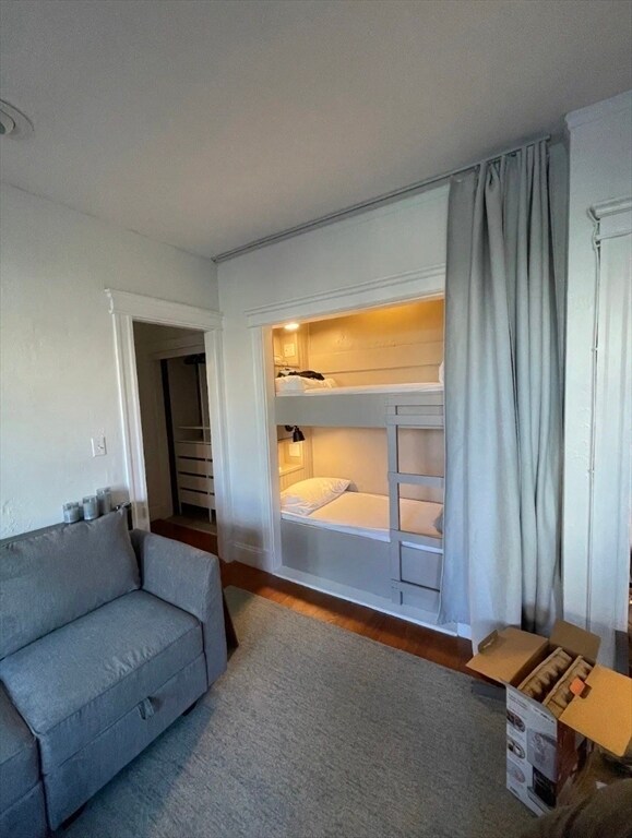 Building Photo - 122 Riverway