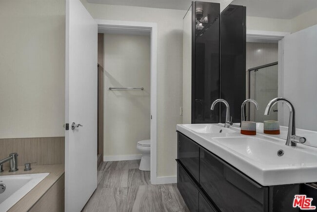 Building Photo - 200 N Swall Dr