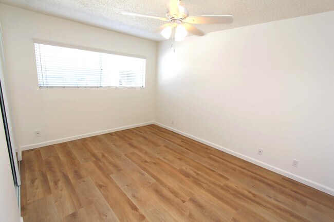 Building Photo - 18405 Valerio St