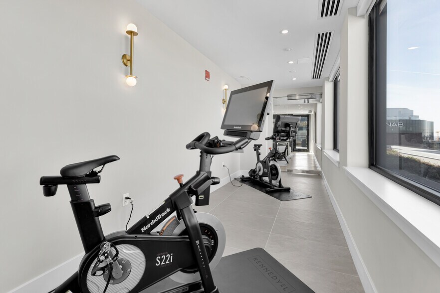 Building Photo - 37 L St SE