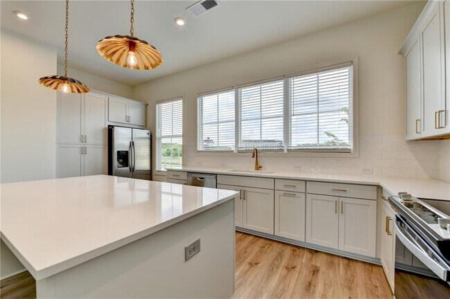 Building Photo - 430 Argosy Pk Cir