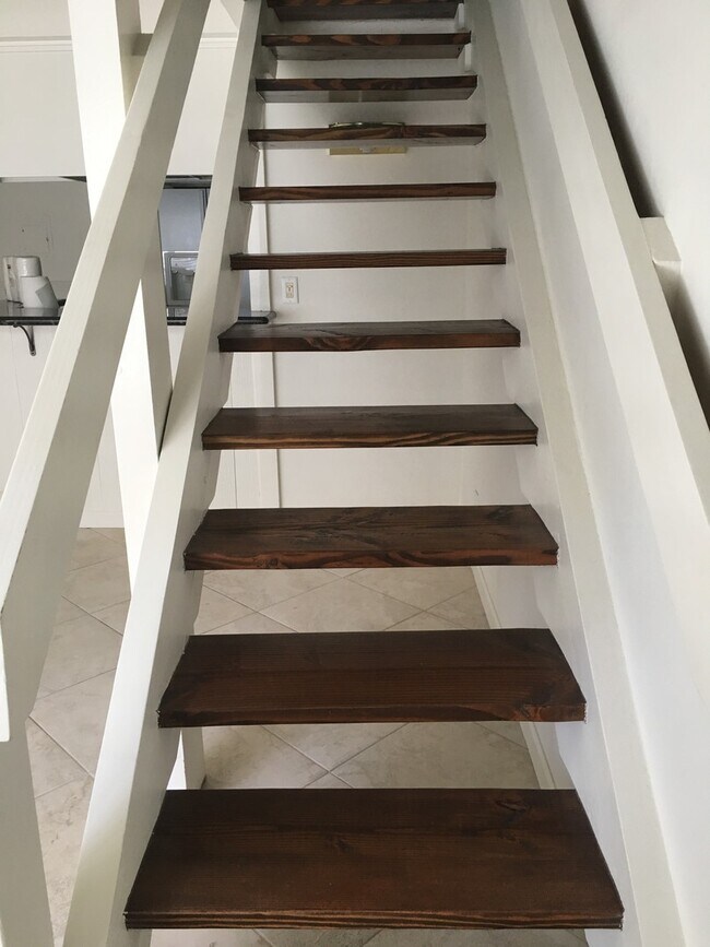 Building Photo - Cozy Studio by the Beach in Sandpiper III Complex!