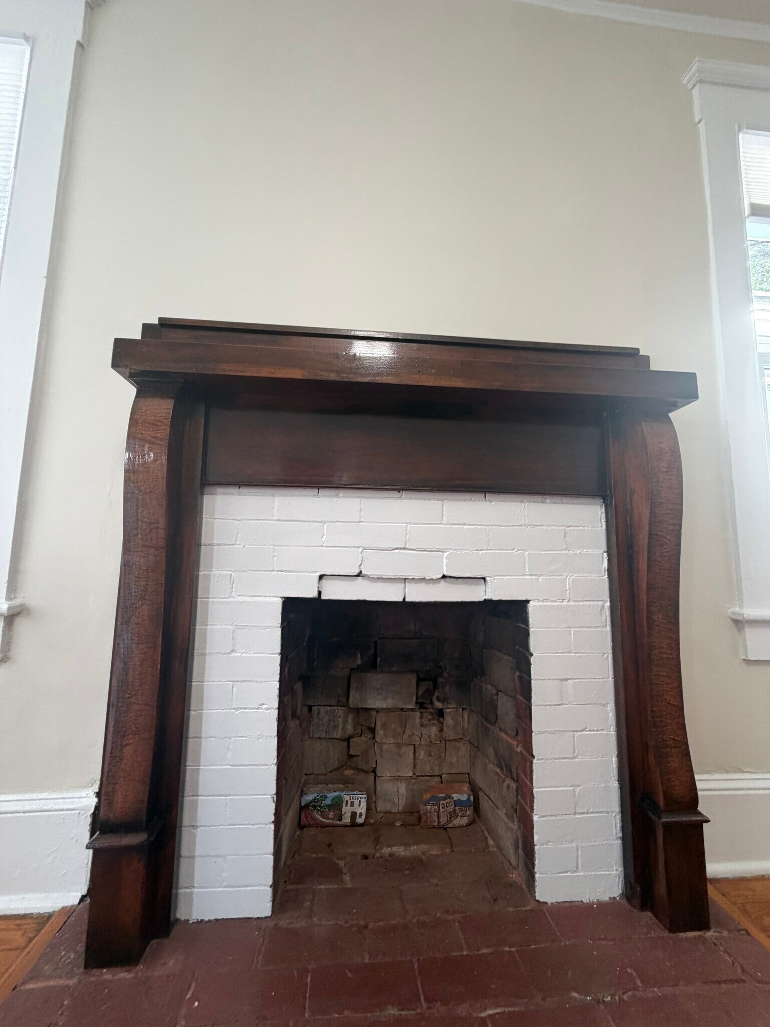 Building Photo - 1904 Perry Ave