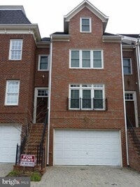 Building Photo - 12021 Montrose Park Pl
